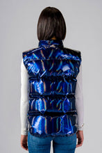 Load image into Gallery viewer, Woodpecker Unisex Winter Vest. High-end Canadian designer winter vest in &quot;Oily Blue&quot; colour. Woodpecker cruelty-free vest designed in Canada. Heavy weight short length premium designer vest for winter. Superior quality warm winter vest. Moose Knuckles, Canada Goose, Mackage, Montcler, Will Poho, Willbird, Nic Bayley. Extra warm. Shiny vest. Stylish winter vest. Designer winter vest.

