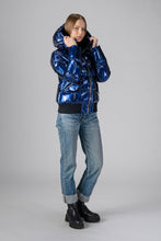 Load image into Gallery viewer, coat. High-end Canadian designer winter coat for women in &quot;Oily Blue&quot; colour. Woodpecker cruelty-free winter coat designed in Canada. Women&#39;s heavy weight short length premium designer jacket for winter. Superior quality warm winter coat for women. Moose Knuckles, Canada Goose, Mackage, Montcler, Will Poho, Willbird, Nic Bayley. Shiny parka. Stylish winter jacket. Designer winter coat.
